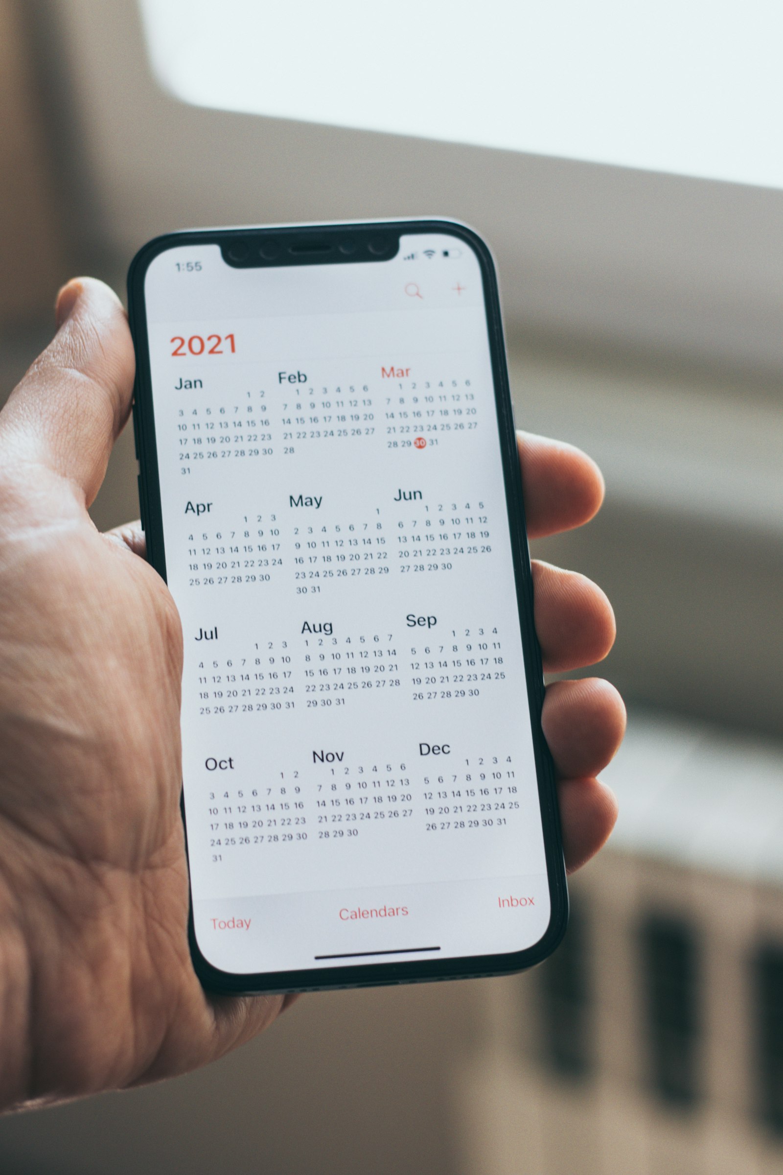 Fill your calendar without discounting: rebooking and waitlists